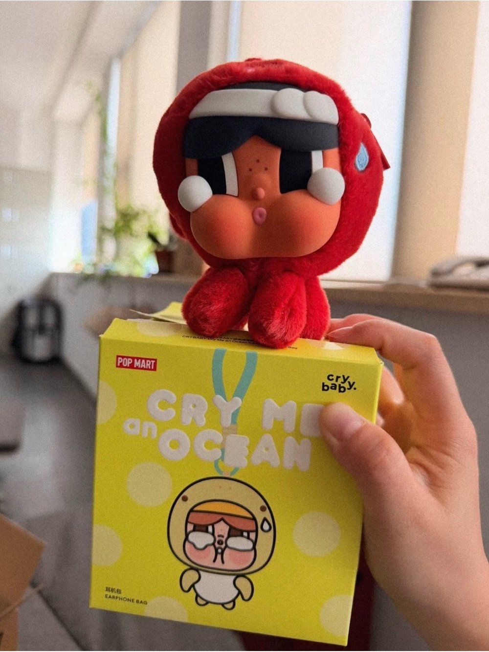 POP MART CRYBABY Cry Me an Ocean The Octopus Earphone Bag Plush Case NEW Sealed